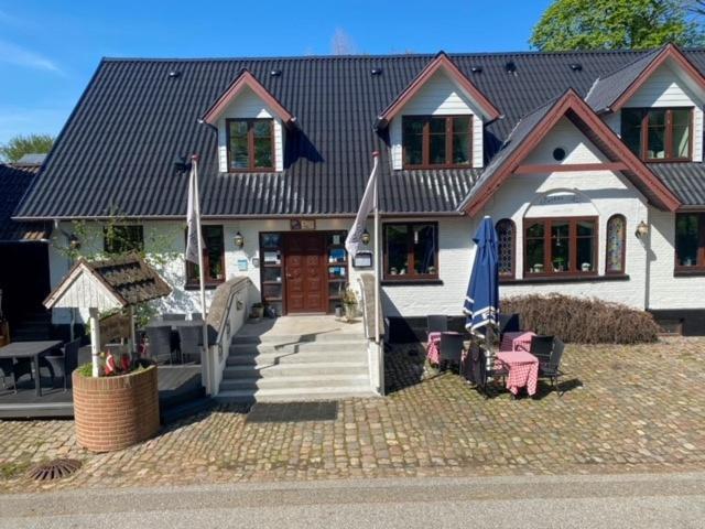 Purhus Kro Fårup Buitenkant foto